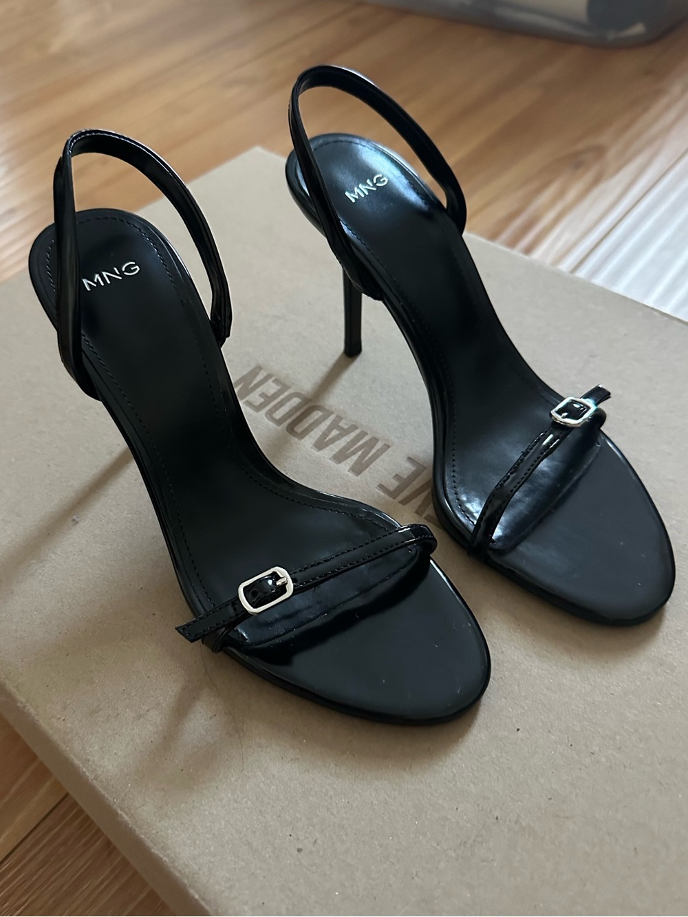 mango black straps heels size EU 35 (US size 5)
